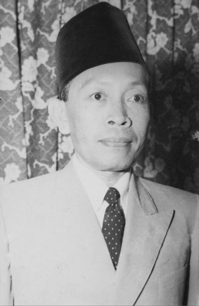 File:Assaat - Opac4.jpg