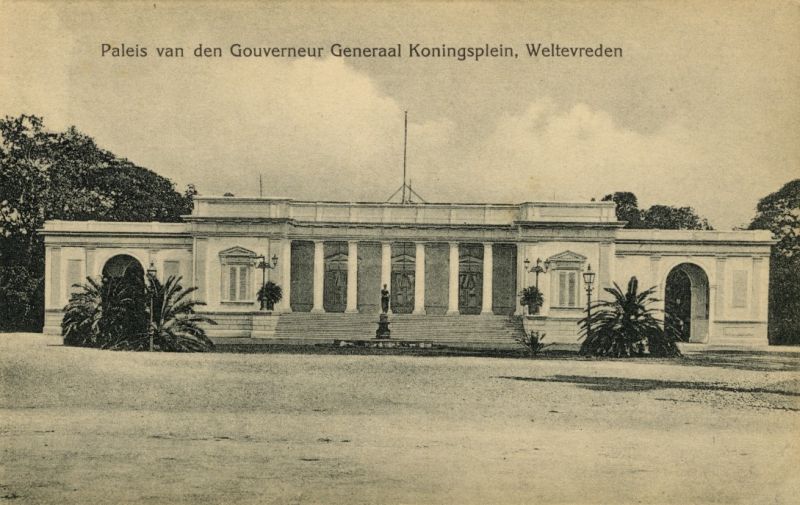 File:Istana Merdeka sekitar tahun 1908-1930..jpg